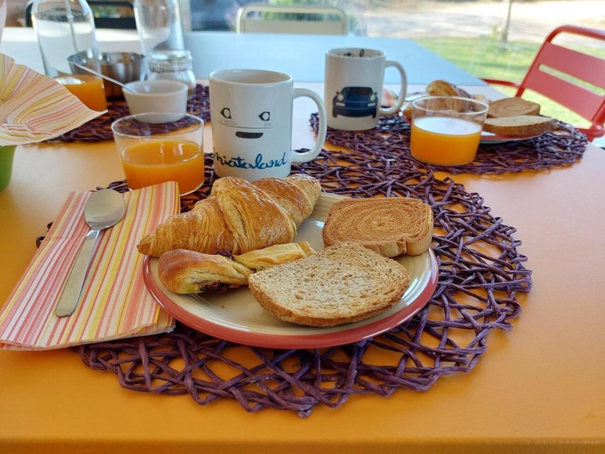 Miataland Bed & Breakfast Collazzone Exterior foto