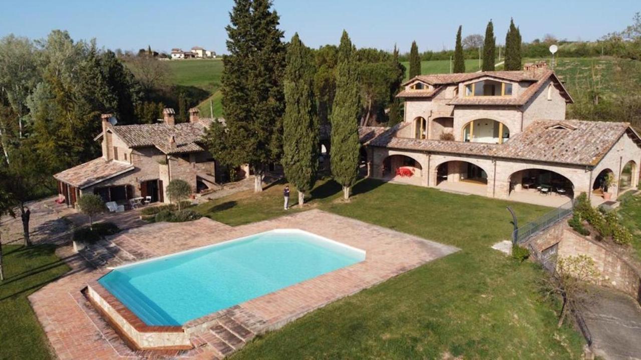 Miataland Bed & Breakfast Collazzone Exterior foto